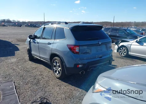 2022 Honda Passport Awd Trailsport z USA, uszkodzony, nr VIN 5FNYF8H66NB014695